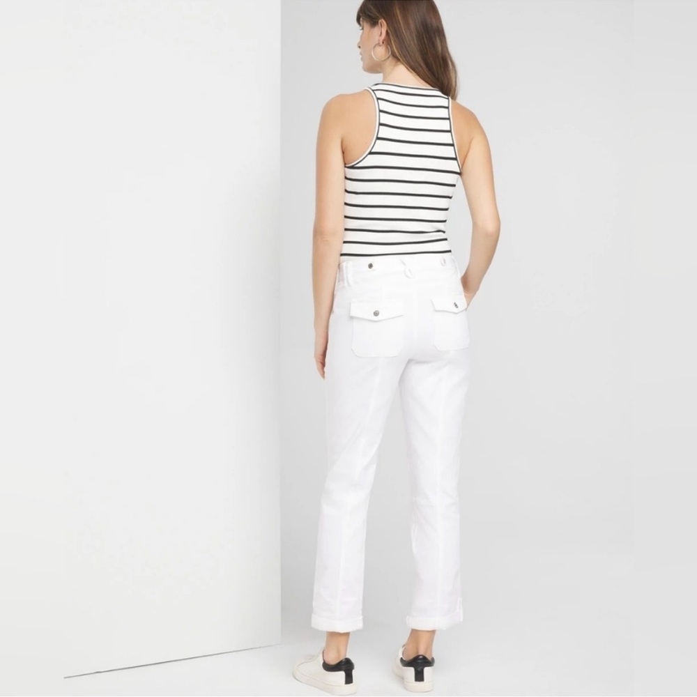 White House Black Market  White mid-rise size 6 straight cropped pants. NWT - Picture 6 of 16